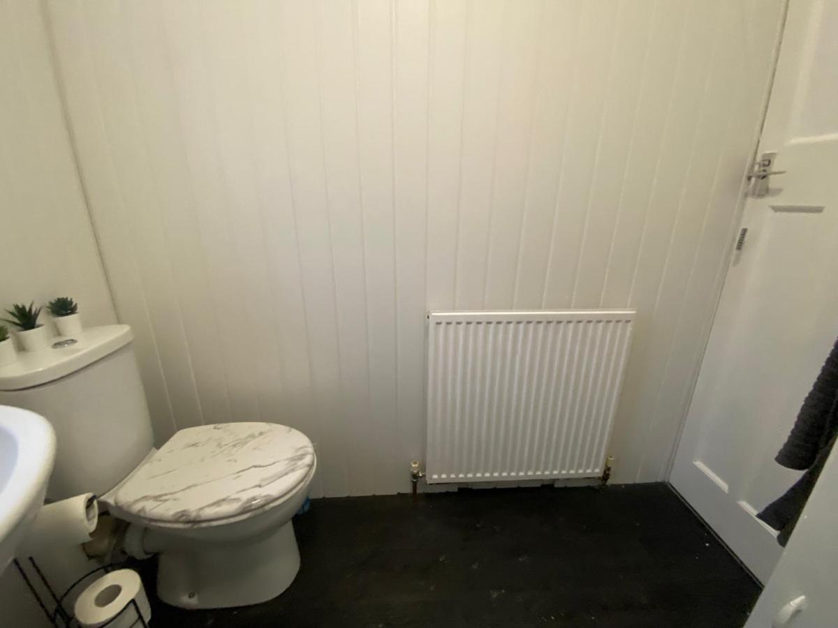 Room 2 Peaceful Stay Near Derby City Centre Exterior foto